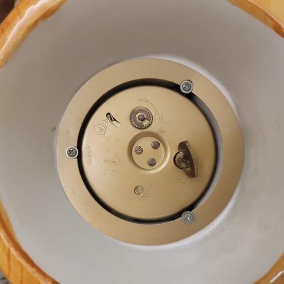 Vintage Ceramic Bear Mantle Table Clock Made In Japan - Picture 7 of 11